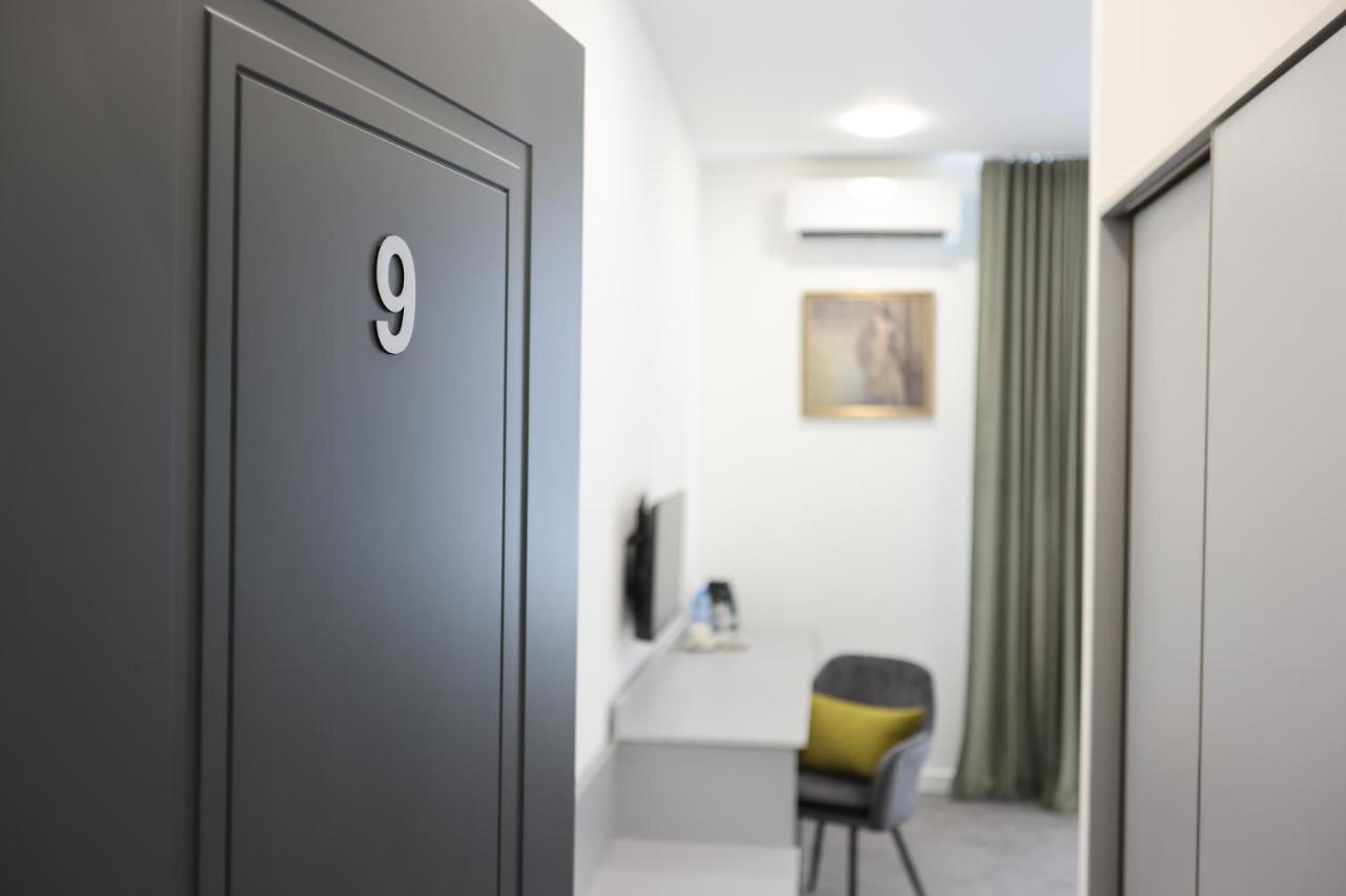 Aurora Hotel By Benefice Yerevan Ngoại thất bức ảnh