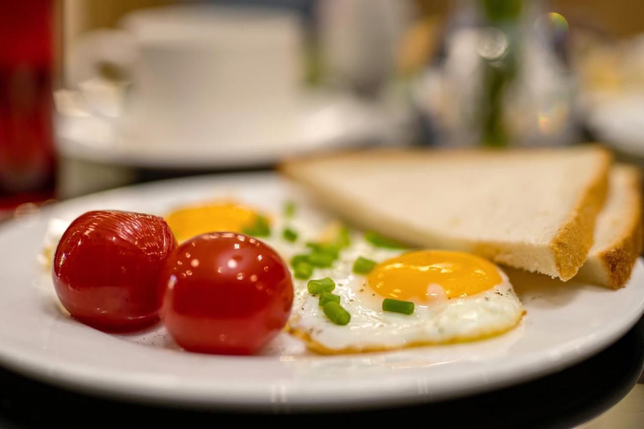 Aurora Hotel By Benefice Yerevan Ngoại thất bức ảnh