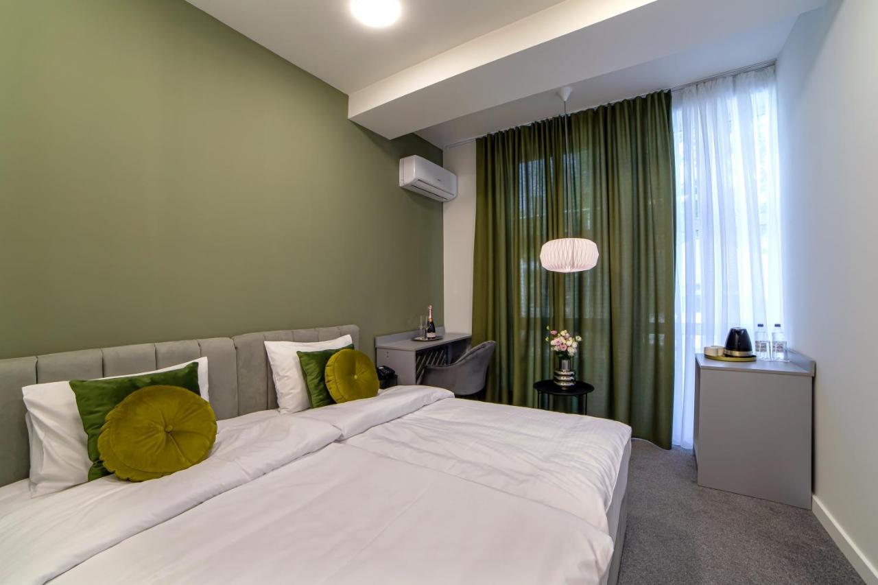 Aurora Hotel By Benefice Yerevan Ngoại thất bức ảnh