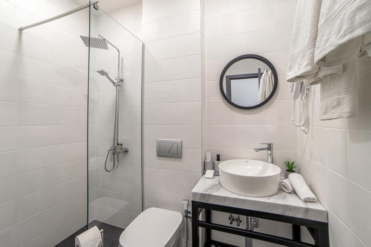 Aurora Hotel By Benefice Yerevan Ngoại thất bức ảnh